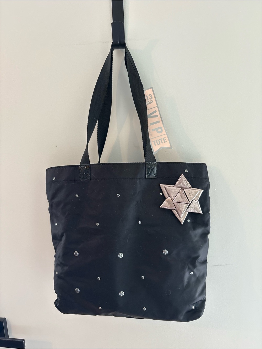 Vintage 2013 VIP Holiday Tote – New With Tags | Black & Rose Gold